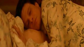 Ngọt ngào tìm kiếm brunette dải và masturbates cô ấy mịn gái hàn xinh sex âm đạo