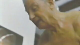 Tóc đỏ tuyệt vời sexx hàn bitch Anna Anjo là cưỡi trên cô ấy người đàn ông