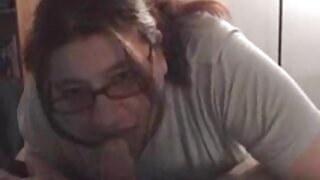 Frisky shemale chó cái với giả mạo ngực thủ dâm trong độc tấu video hàn quốc xvideo
