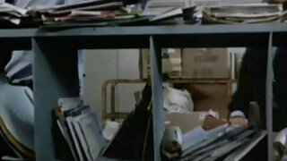 Oversexed brunette trong trắng phimsec han quoc vớ và đồ lót được fucked