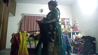 Thirsting người liếm ngọt ngào mèo con của anh ấy gầy tối phim sex online hàn tóc gà con
