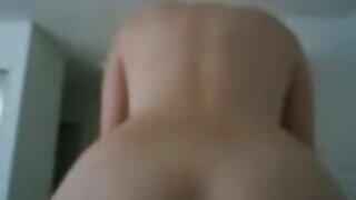 Yummy tóc vàng SỮA. Courtney tình yêu thực hiện ướt át sâu cổ họng trên phim xes ham quoc máy ảnh